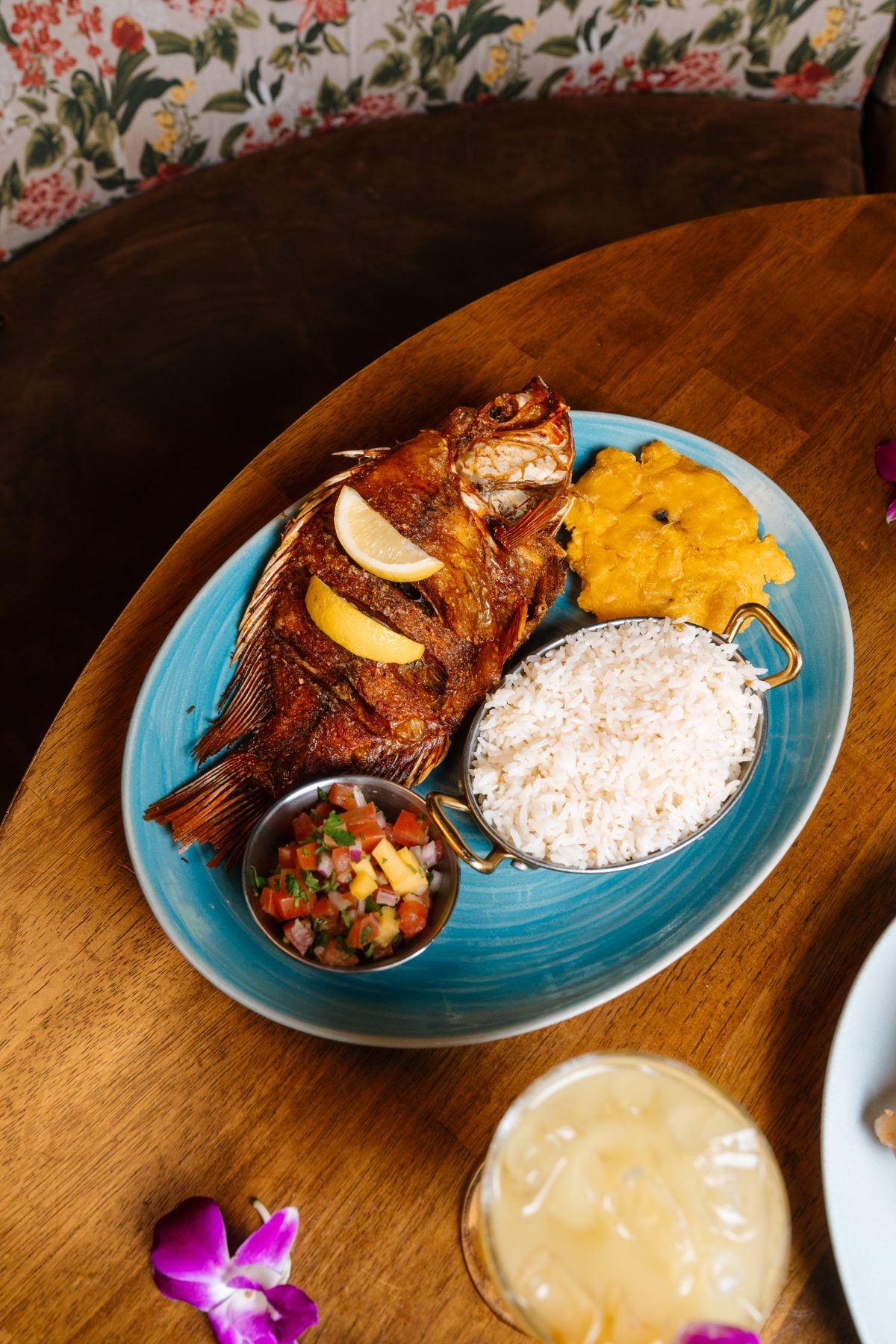 Colombian table